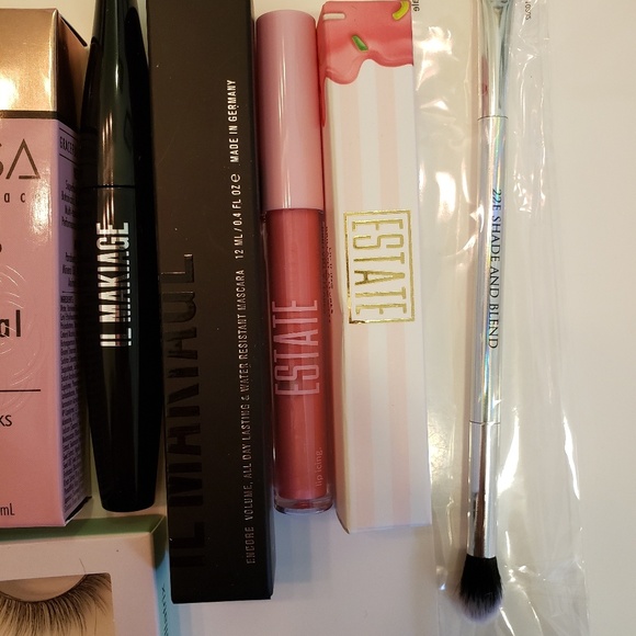 Net🎉 Makeup Bundle - Picture 3 of 4